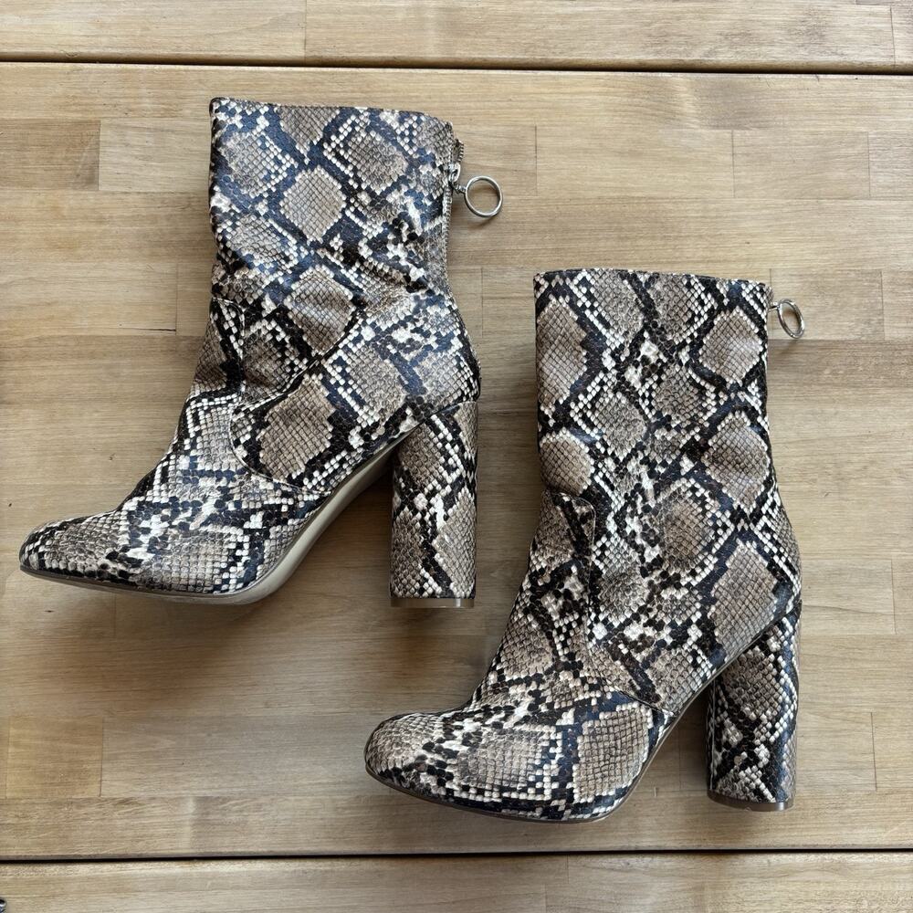 Just Fab Womens Snake Skin Pointed Estrella Zip Boots Size 9 - Picture 2 of 10